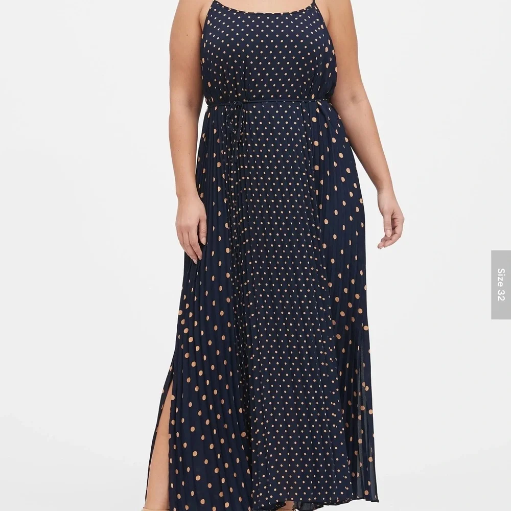 Banana Republic polka dot pleated Maxi dress - Picture 4 of 4